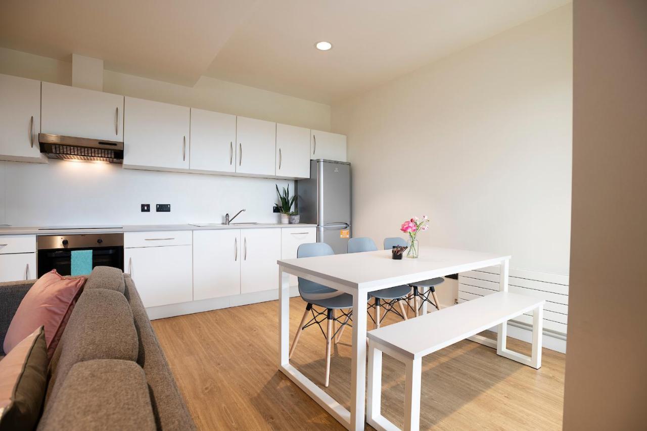 Goldcrest Village Apartments University Of Galway Bagian luar foto