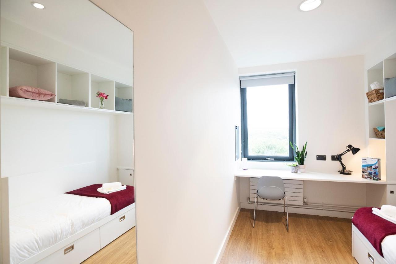 Goldcrest Village Apartments University Of Galway Bagian luar foto